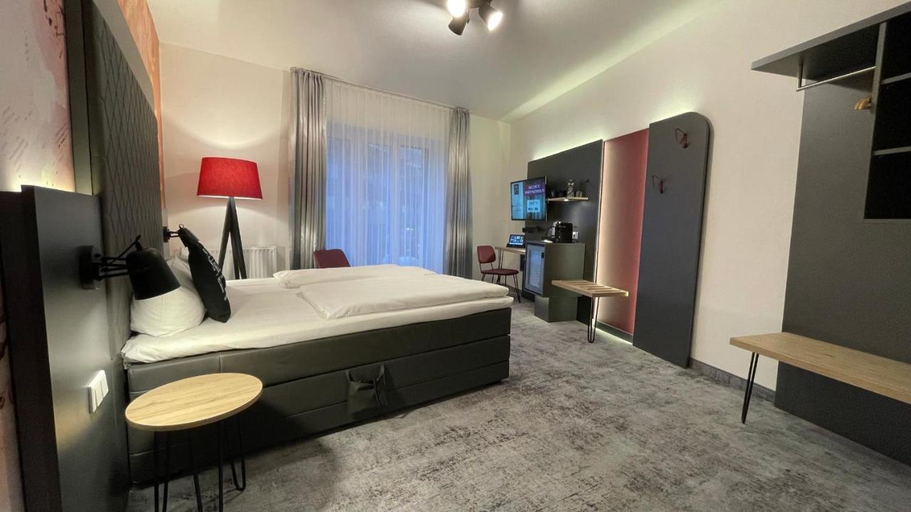 Smarty Cologne Dom Hotel - Boardinghouse - Kontaktloser Self Check-In Exterior photo