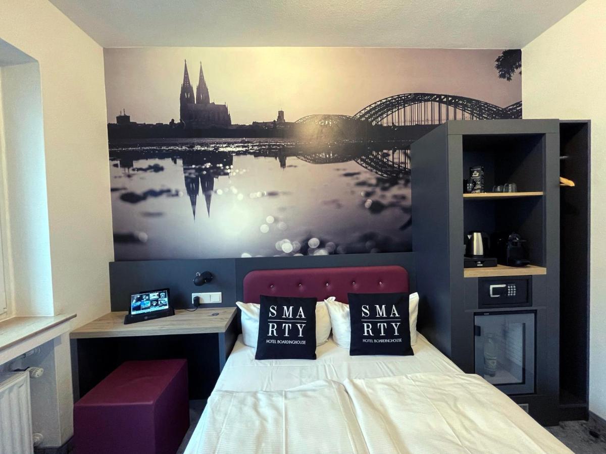 Smarty Cologne Dom Hotel - Boardinghouse - Kontaktloser Self Check-In Exterior photo