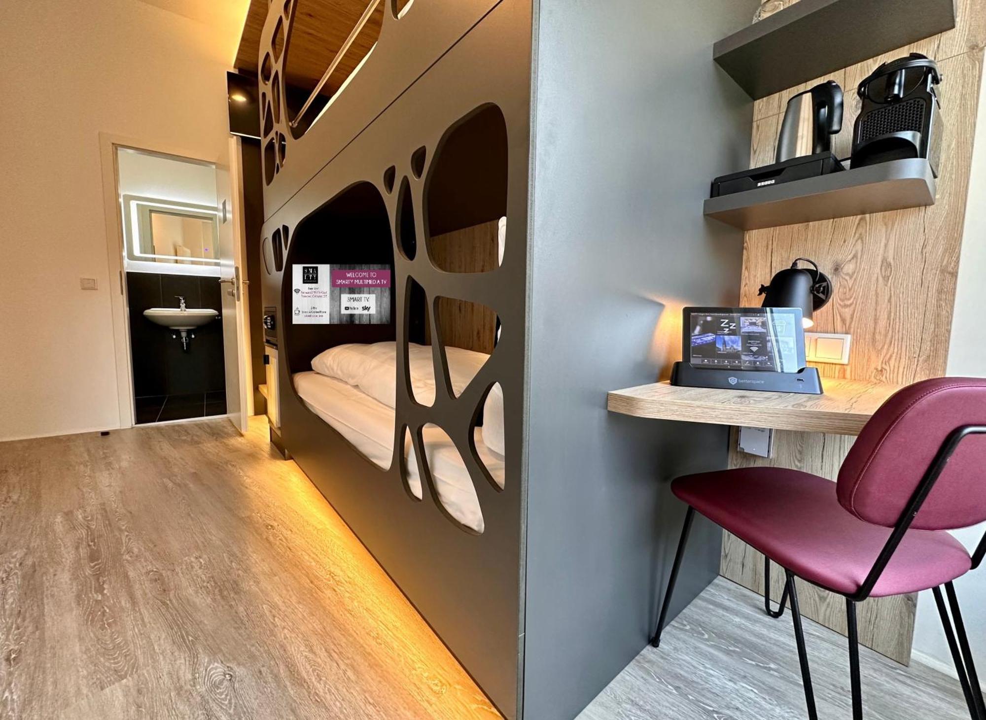 Smarty Cologne Dom Hotel - Boardinghouse - Kontaktloser Self Check-In Exterior photo